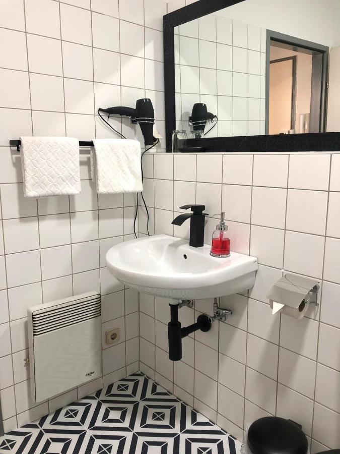 Apartman Favorita Leilighet Wien Eksteriør bilde
