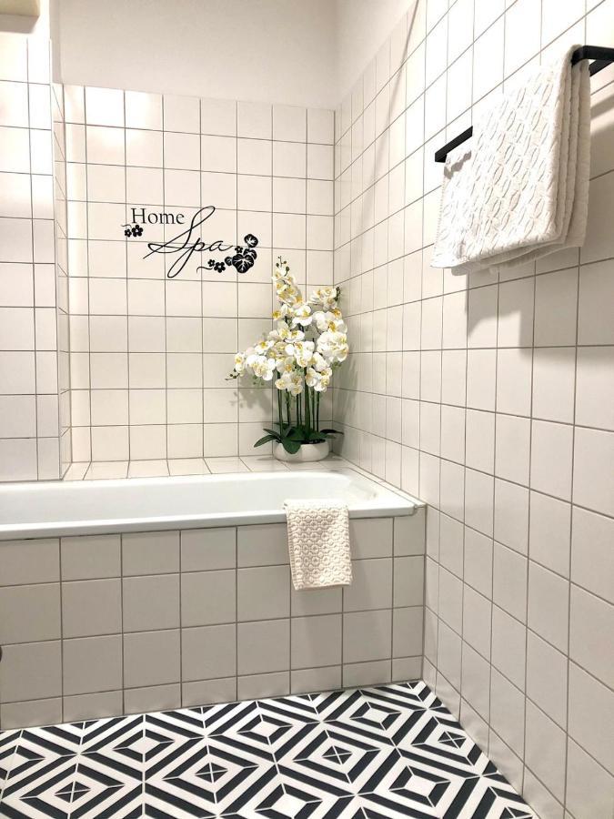 Apartman Favorita Leilighet Wien Eksteriør bilde